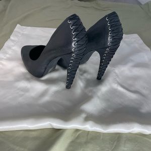 Jessica Simpson lace back heels;